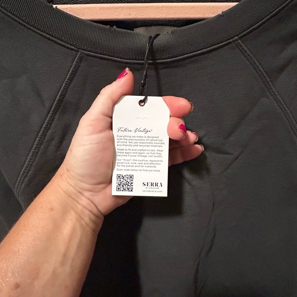 NWT Serra by Josie Rucker Short Sleeve Sweatshirt Size M - Picture 5 of 5